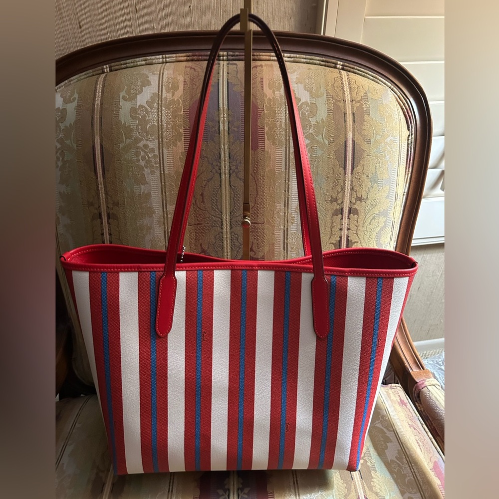 Coach City Striped Tote NWOT - Picture 3 of 11